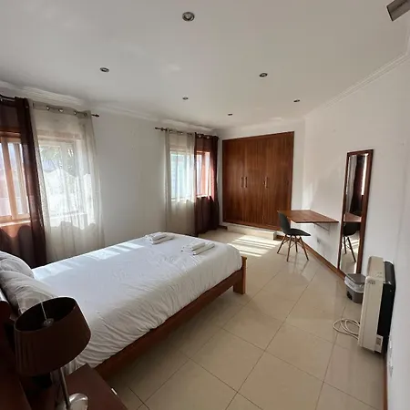 House With Pool And 4 Bedrooms Сasa de vacaciones *