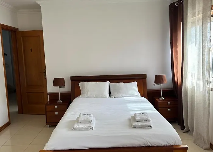 Prázdninový dům House With Pool And 4 Bedrooms Ferrel (Leiria)