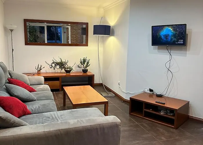 House With Pool And 4 Bedrooms Prázdninový dům Ferrel (Leiria)