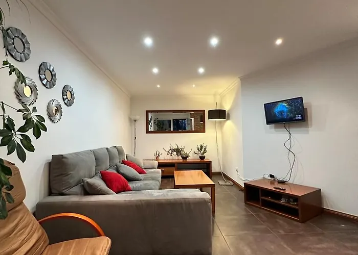 Prázdninový dům House With Pool And 4 Bedrooms Ferrel (Leiria)